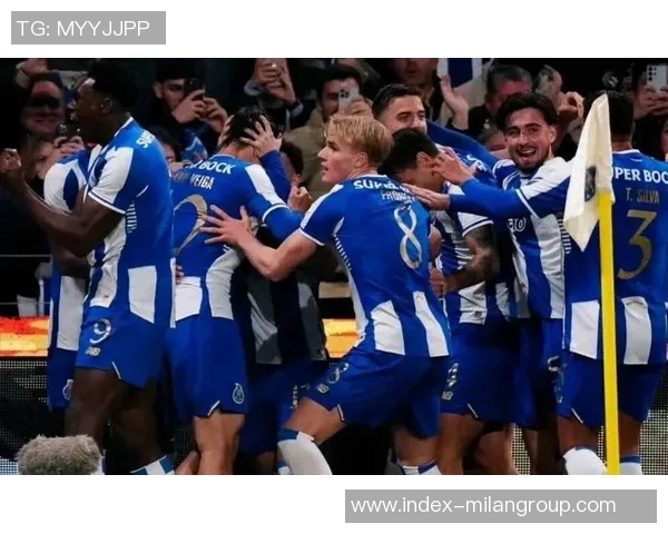 加拉塔萨雷高层将与米兰洽谈福法纳转会事宜米兰要价至少四千万欧元